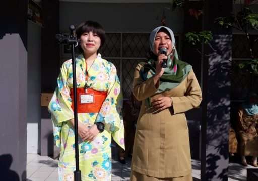 Kehadiran Sensei Abeh Karin sebagai Native Speaker dari Jepang